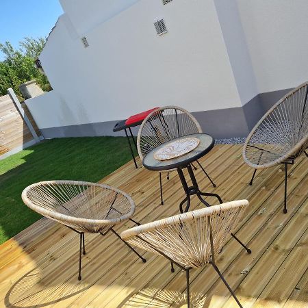 A Fleur De Spa : Maison Chaleureuse Avec Spa Privatif Et Billard. Coulogne Bagian luar foto