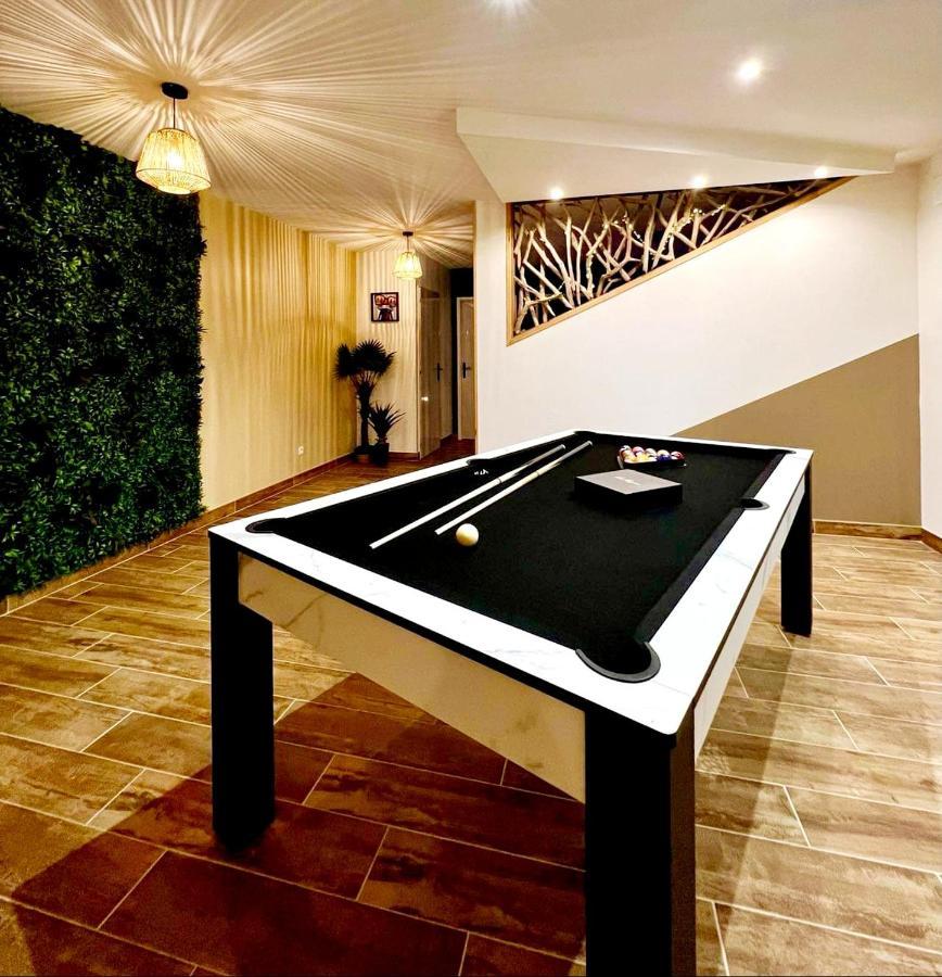 A Fleur De Spa : Maison Chaleureuse Avec Spa Privatif Et Billard. Coulogne Bagian luar foto