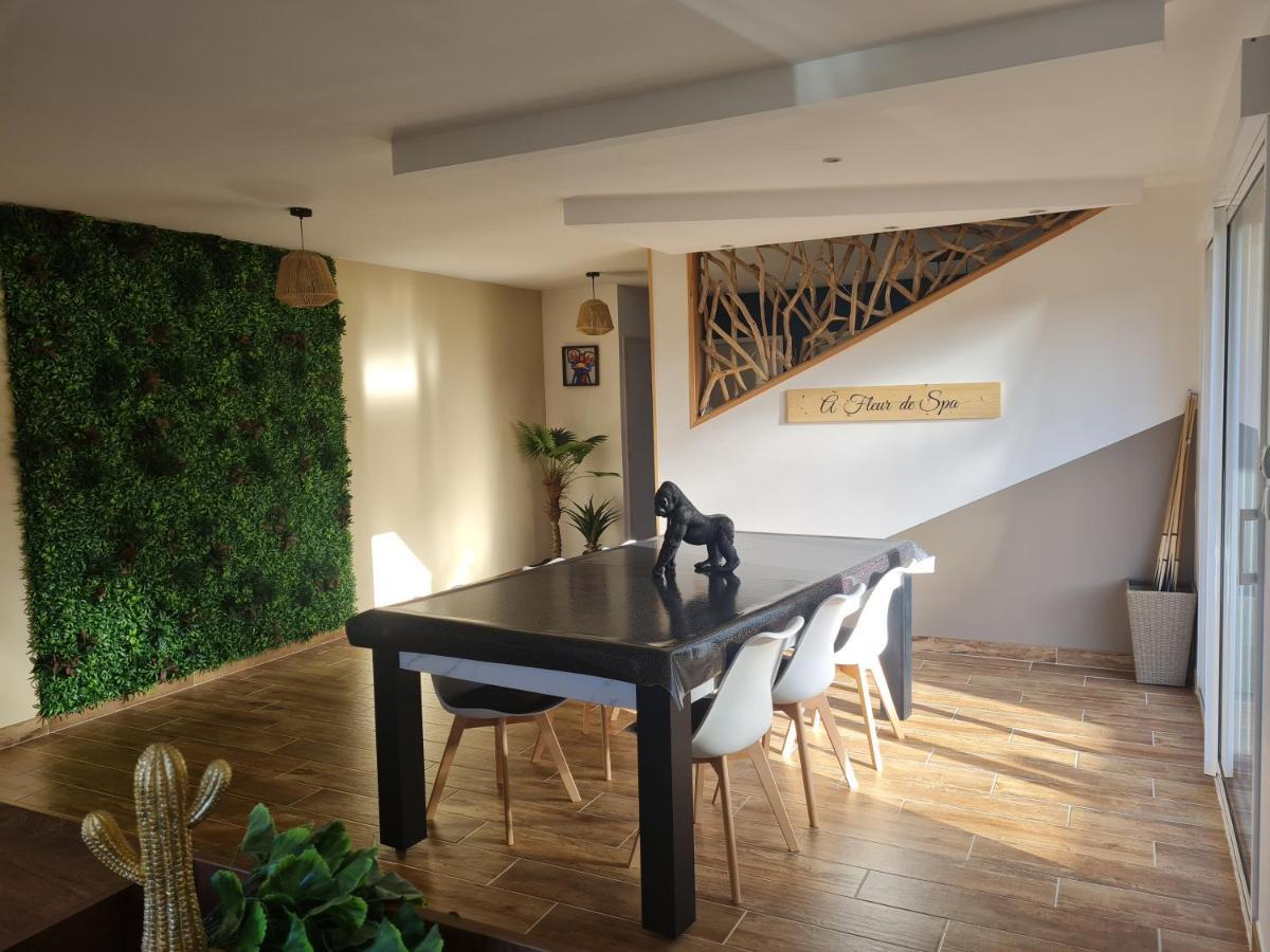 A Fleur De Spa : Maison Chaleureuse Avec Spa Privatif Et Billard. Coulogne Bagian luar foto